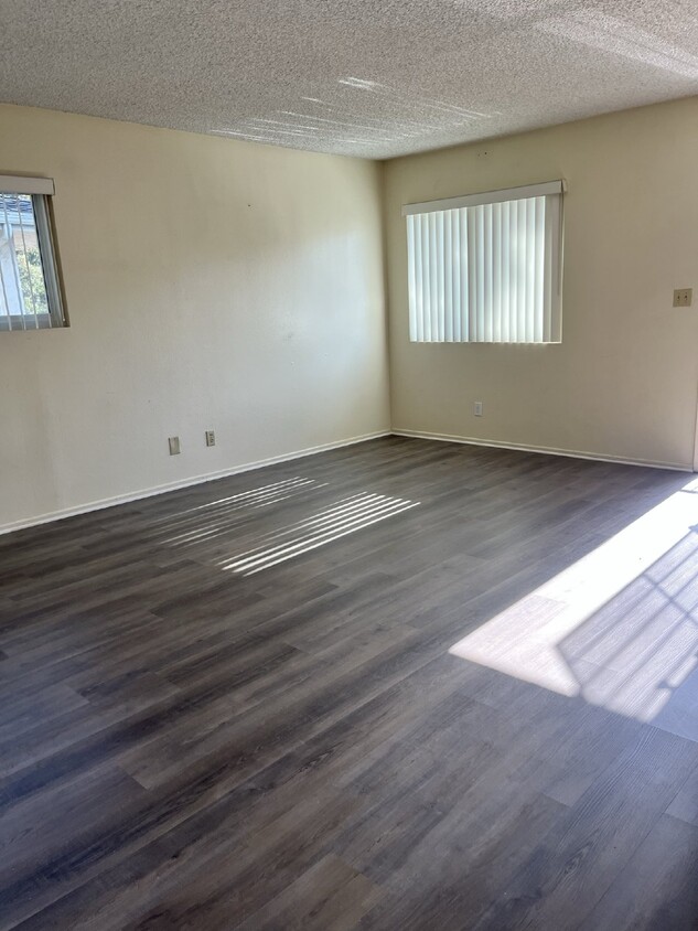 Foto principal - Cozy 2 bedroom / 1 bathroom in Port Hueneme