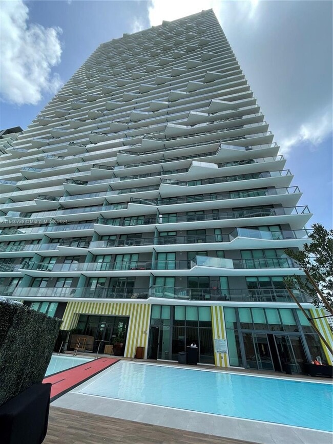 Building Photo - 1300 S Miami Ave