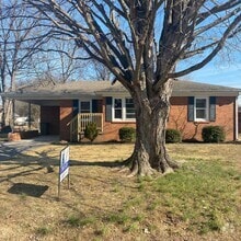 Building Photo - 3430 Leland Cir