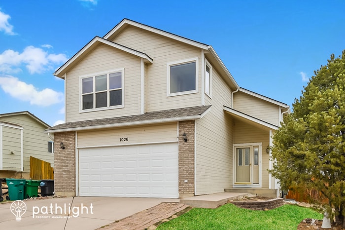 Primary Photo - 1020 White Stone Way, Fountain, CO, 80817