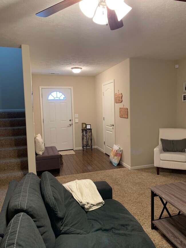 Building Photo - 2605 Blueline Cir