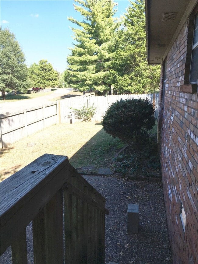Foto del edificio - 2749 N Wakefield Pl