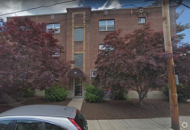 Building Photo - 6 Selkirk Rd