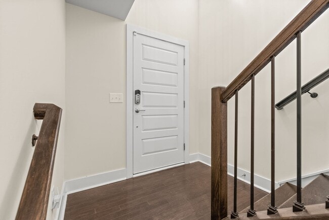 Building Photo - 13051 Tinton Ave