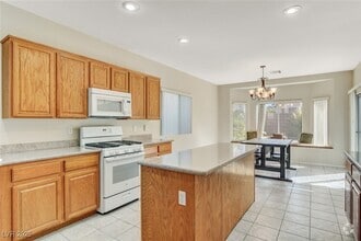 Building Photo - 8325 Jo Marcy Dr