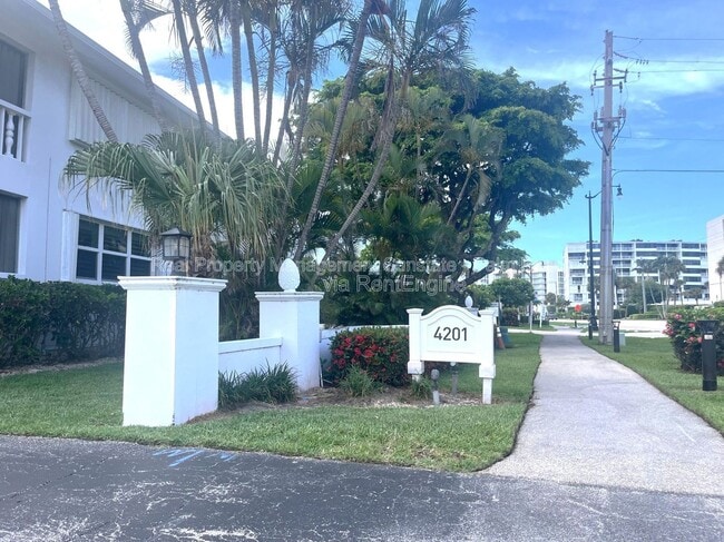 Photo - 4201 South Ocean Boulevard Apartment