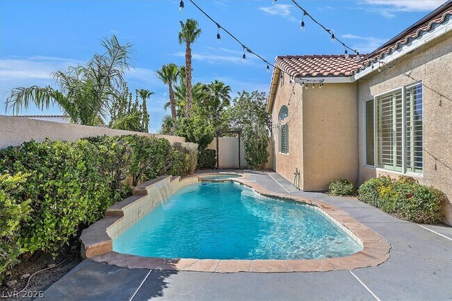 Building Photo - 2941 Formia Dr