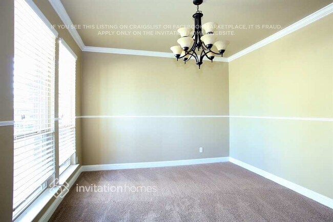 Foto del edificio - 1204 Litchfield Ln