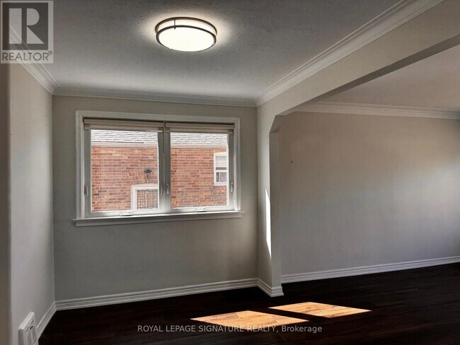 Building Photo - 103 Ranstone Gardens