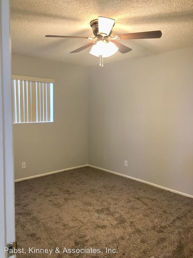 41524158 Howard Ave, Los Alamitos, CA 90720 Condo for Rent in Los