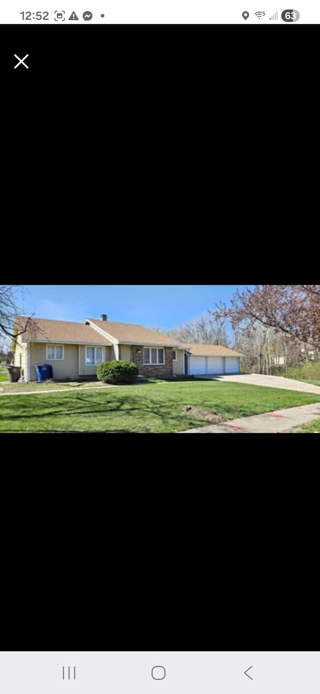 Building Photo - 5000 Twana Dr