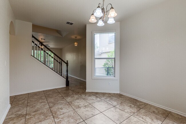 Building Photo - BEAUTIFUL HOME IN LAUREL MOUNTAIN RANCH