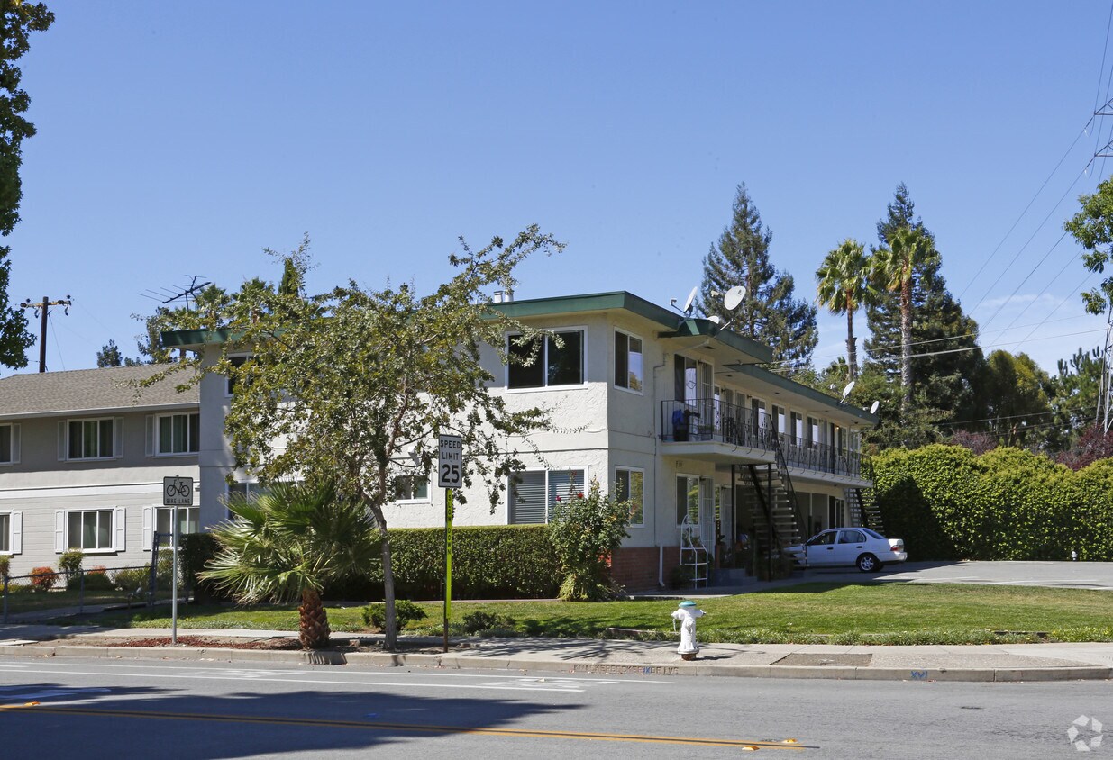 Foto principal - 1290 Brookfield Ave