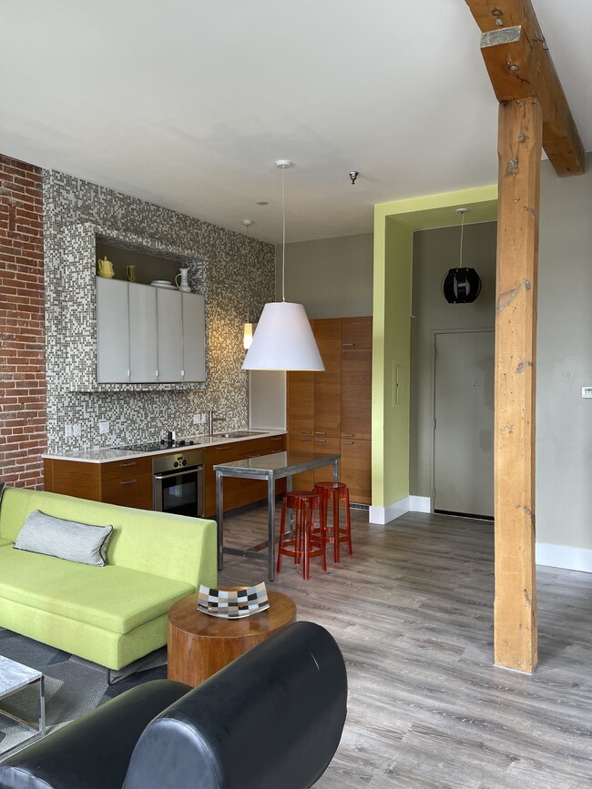 Cocina - 412 Delaware St