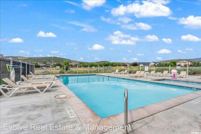 Foto del edificio - 3 br, 2 bath House - 3635 E Clear Rock Rd L03