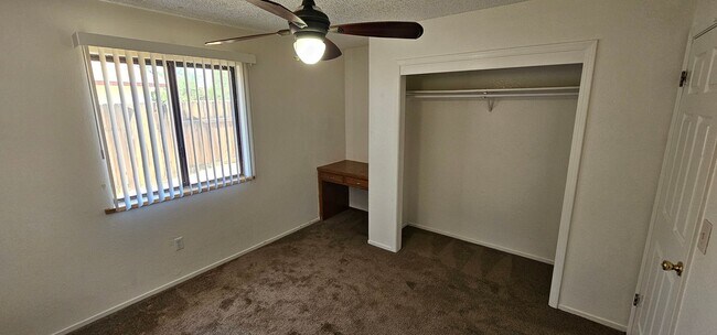 Building Photo - 301 S Lupin Ln