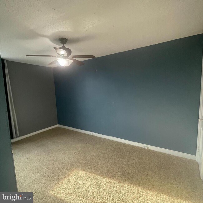 Building Photo - 4416 Marple St