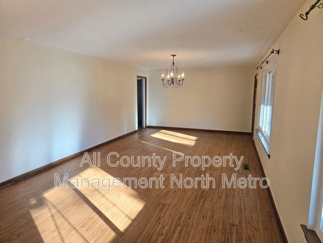 Building Photo - 2367 Graysville Rd