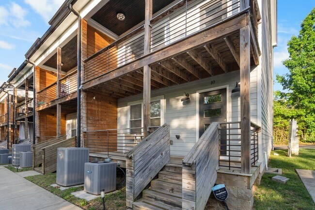 Foto del edificio - 849 Cherokee Ave