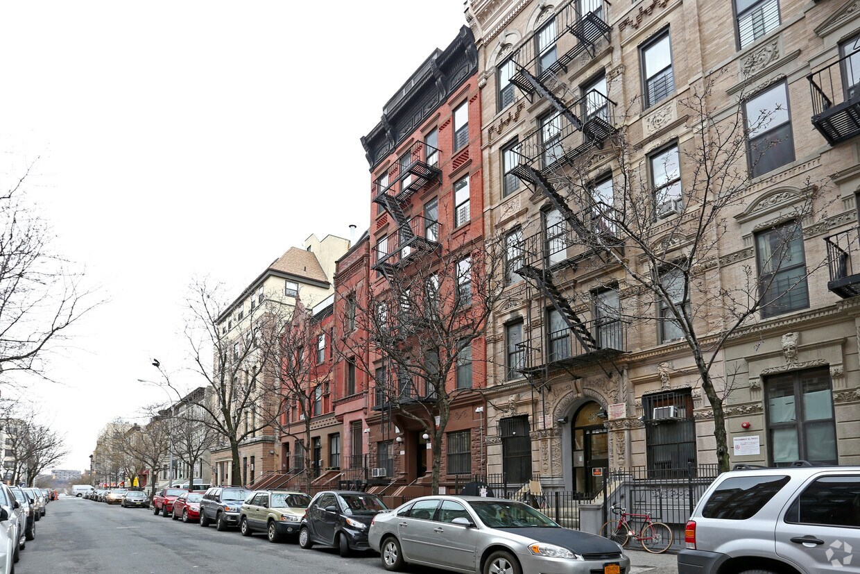 Primary Photo - 531 W 152nd St