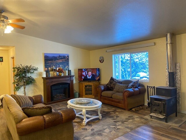 Foto principal - 254 Gribble Dr