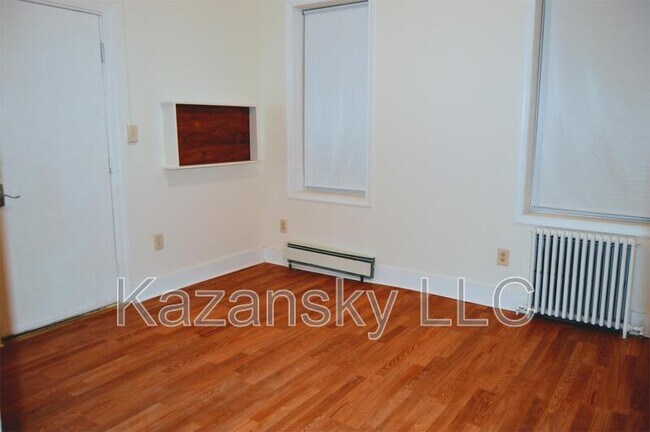 Foto del edificio - 4808 Disston St