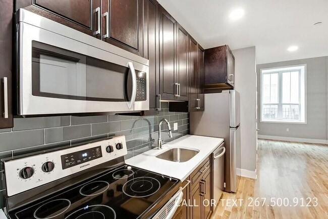 Foto del edificio - 1523 W Girard Ave