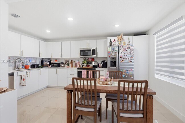 Foto del edificio - 25847 SW 145th Ave