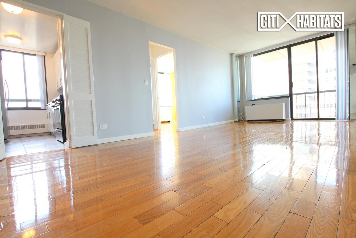Foto principal - 171 E 84th St
