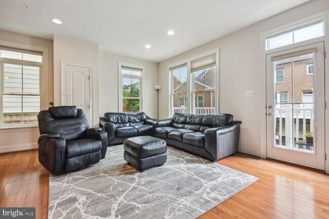 Foto del edificio - 124 Liriope Place