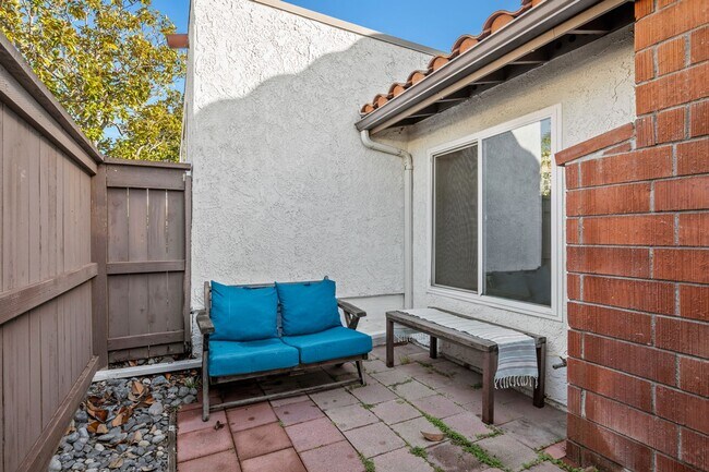 Foto del edificio - Room for rent in San Clemente 3 bedroom condo