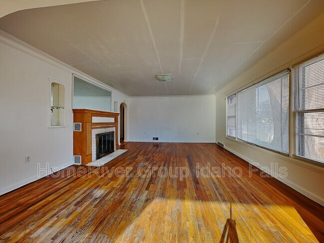 Foto del edificio - 420 8th St