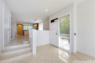 Building Photo - 125A Maunalua Ave