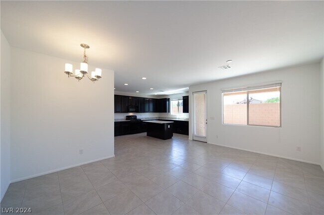 Building Photo - 5421 Scotch Cap Dr