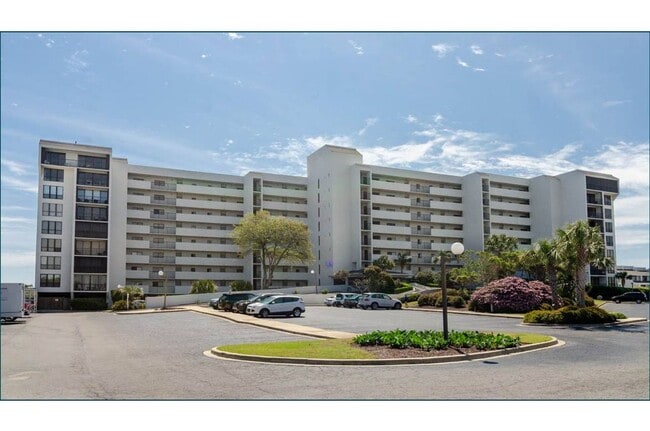 Building Photo - 95 S Lumina Ave