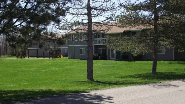 Building Photo - 378 Poplar St