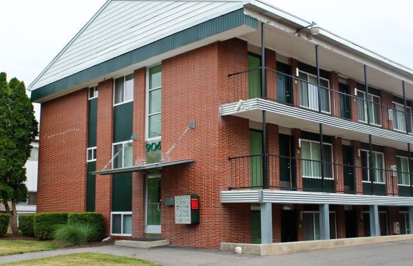 Foto del edificio - 906 E Shiawassee St