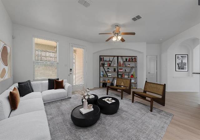 Foto del edificio - 14708 Little Anne Dr