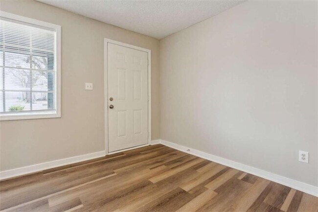 Foto del edificio - 5119 Worsham St NE