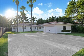 Building Photo - 52 Camden Dr