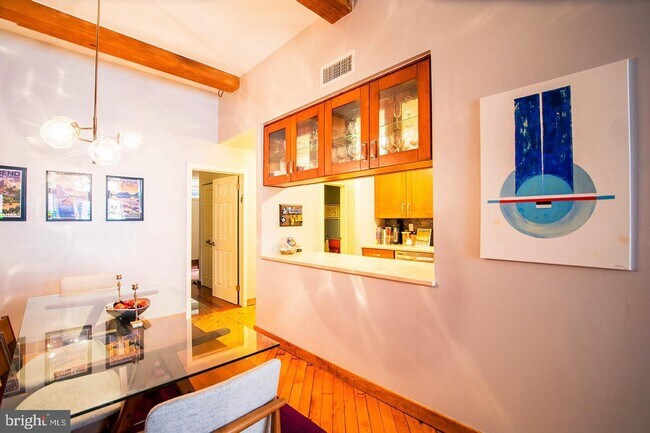 Foto del edificio - 122-24 Chestnut St