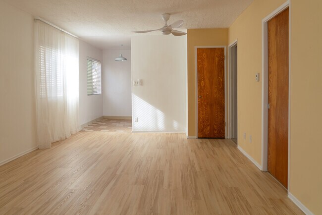 Sala de estar orientada al norte - 309 Hill St