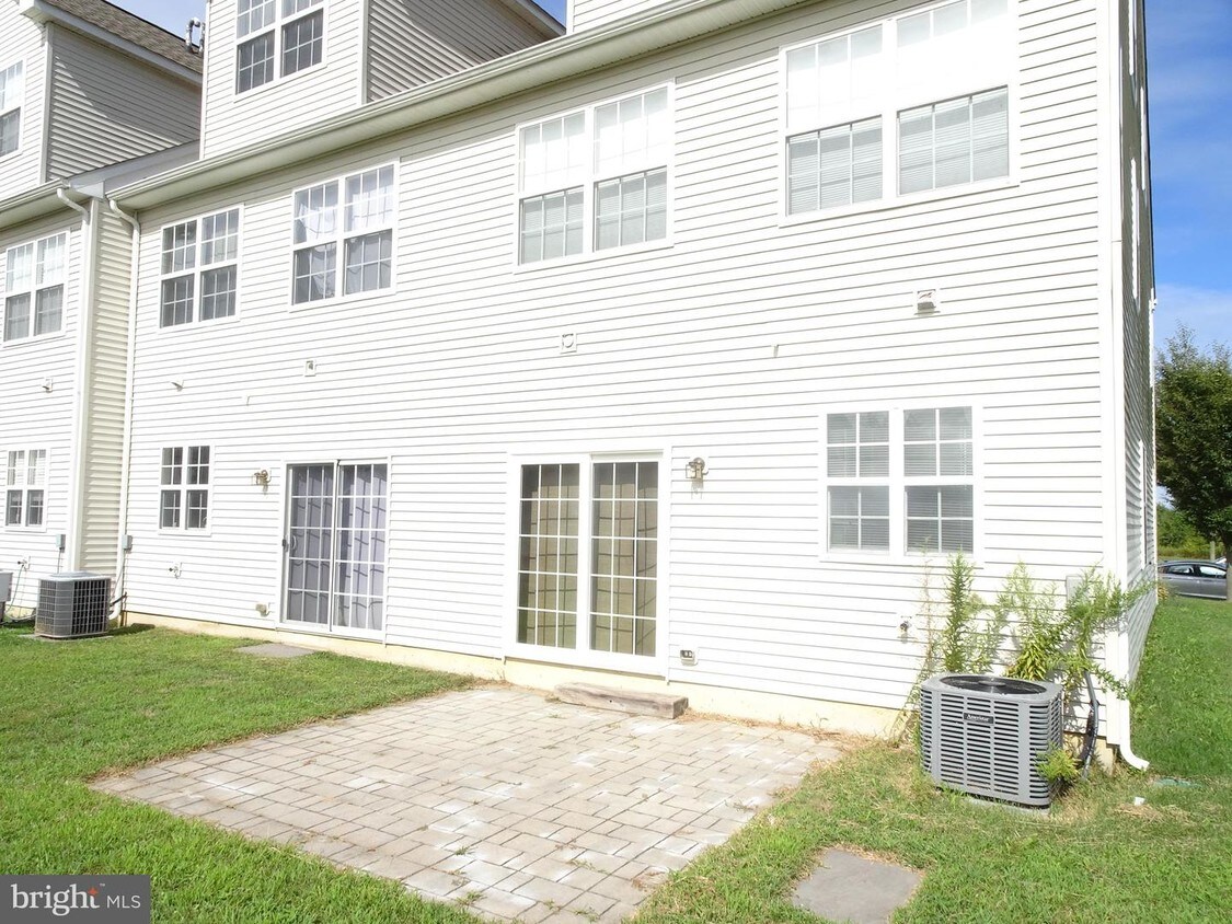 Foto principal - 43 W Worthington Blvd