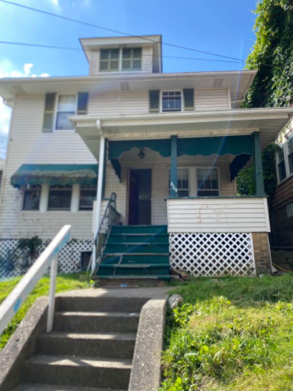 Primary Photo - 605 7th St