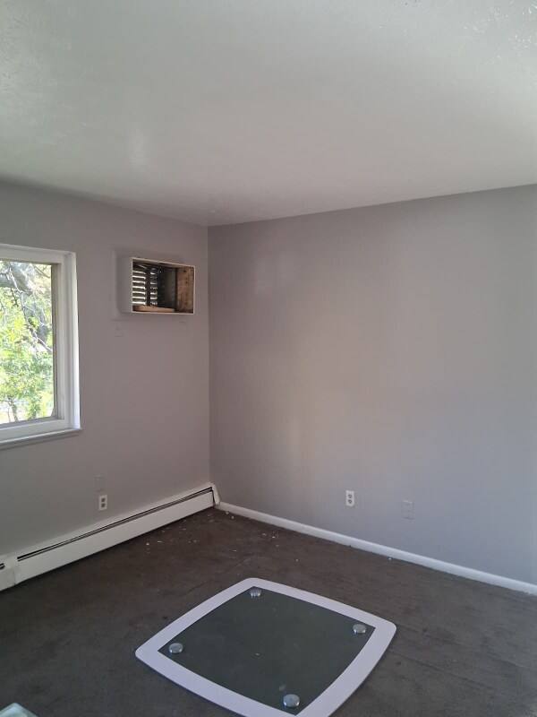 Foto del edificio - 1885 Taylor Rd