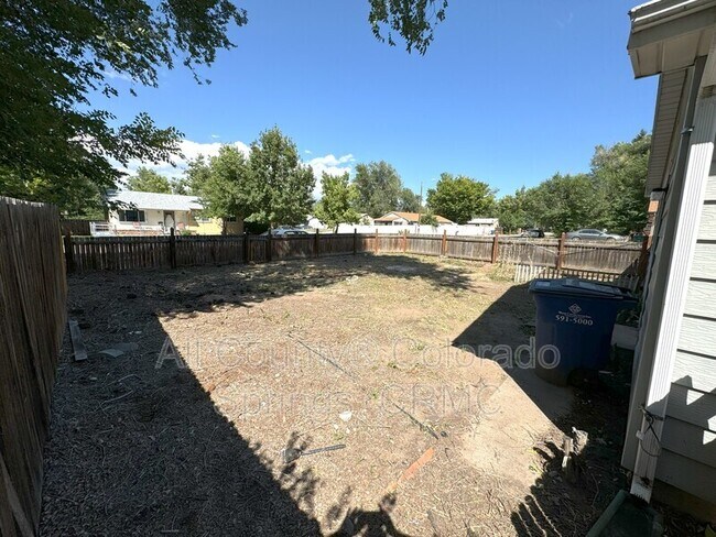 Foto del edificio - 907 2nd St