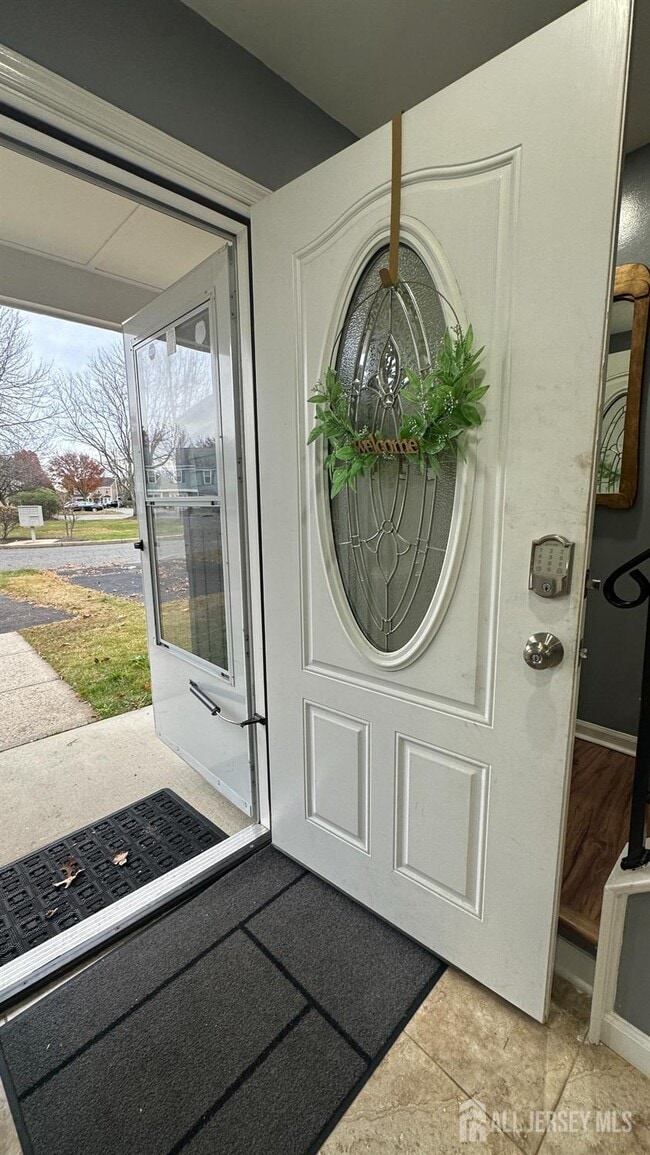 Foto del edificio - 8 Cosgrove Ct