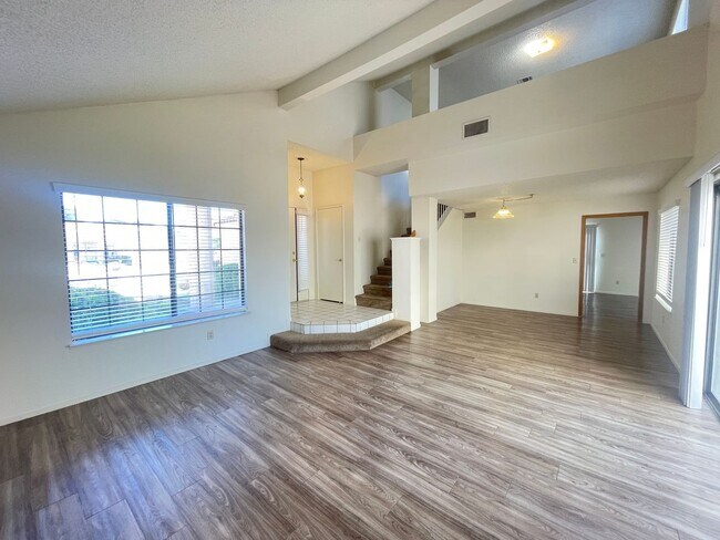 Foto del edificio - 3209 Ventana Hills Dr