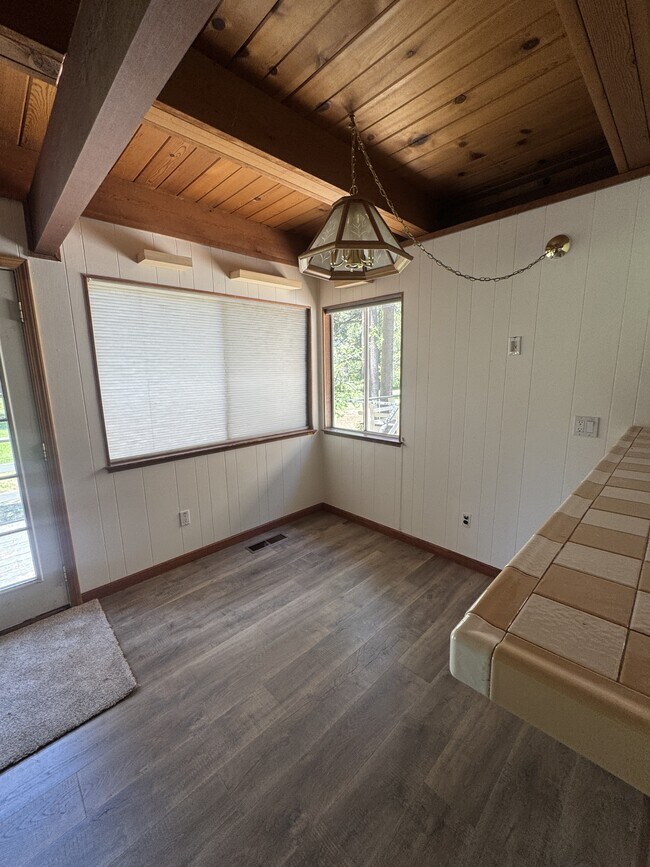 Foto del edificio - 2325 Sky Meadows Ct