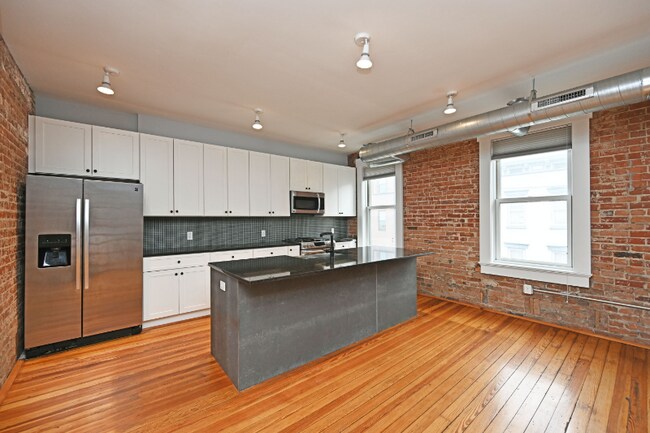 Building Photo - 1509 Republic St